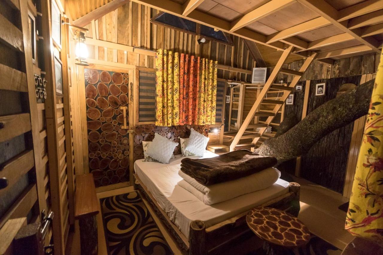 צ'קרטה Tiger Fall Eco Resort מראה חיצוני תמונה
